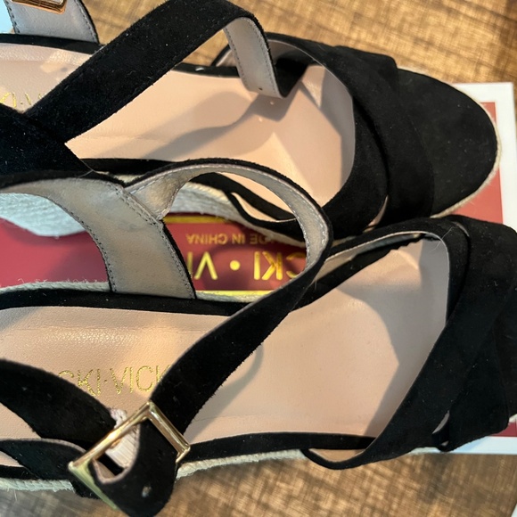 Women’s heels - Picture 2 of 5